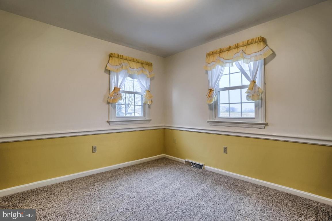 1805 Hauenstein Road Elizabethtown, PA 17022 - Photo 17 of 26 Gallery Image 17