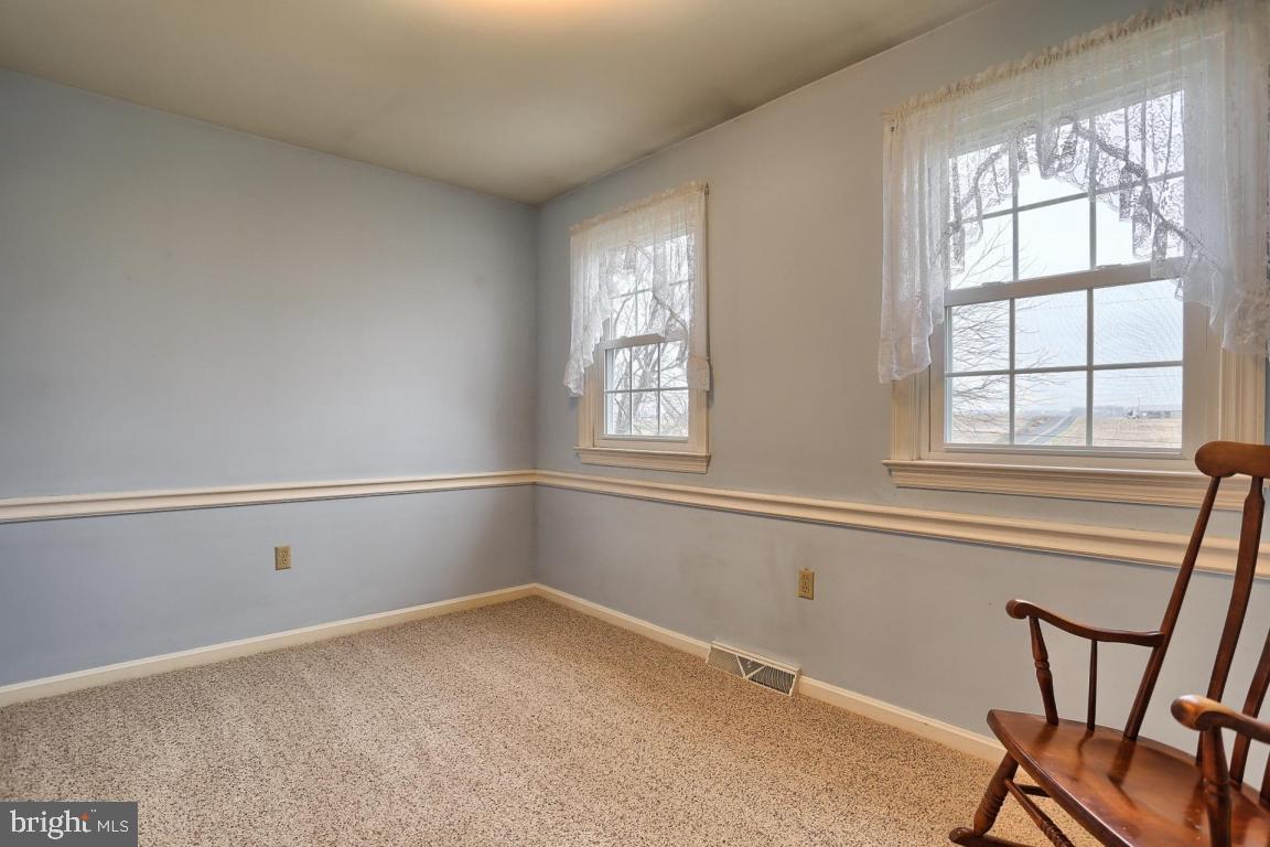 1805 Hauenstein Road Elizabethtown, PA 17022 - Photo 18 of 26 Gallery Image 18