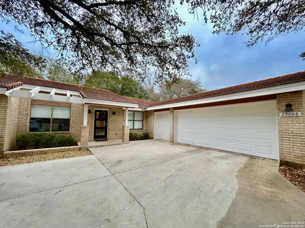 $2,850 | 29608 Terra Vista, Fair Oaks Ranch, TX 78015