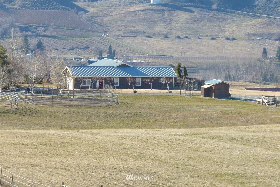 62 Warren Road Tonasket, WA 98855 - Photo 1 of 40 Gallery Image 1