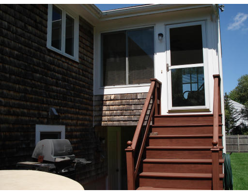 32 Maplewood Road Pembroke, MA 02359 - Photo 12 of 12 Gallery Image 12