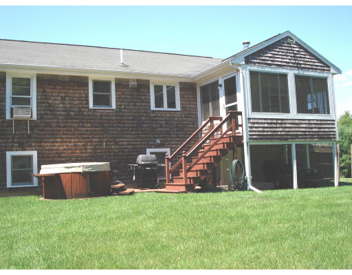 32 Maplewood Road Pembroke, MA 02359 - Photo 2 of 12 Gallery Image 2
