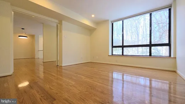 $3,700 | 4960 Sentinel Drive, Unit 10401, Bethesda, MD 20816