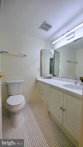 $3,700 | 4960 Sentinel Drive, Unit 10401, Bethesda, MD 20816