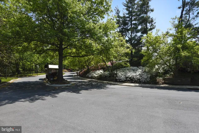 $3,700 | 4960 Sentinel Drive, Unit 10401, Bethesda, MD 20816