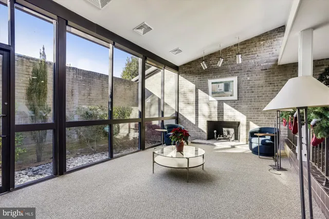 $3,700 | 4960 Sentinel Drive, Unit 10401, Bethesda, MD 20816