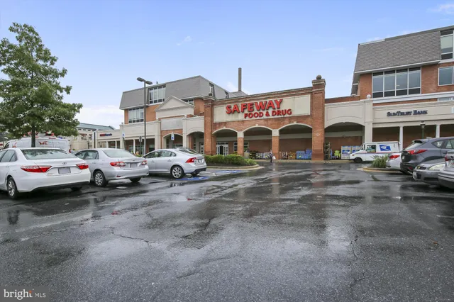 $3,700 | 4960 Sentinel Drive, Unit 10401, Bethesda, MD 20816