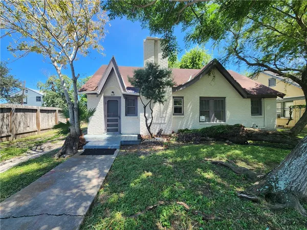 $1,500 | 309 Indiana Avenue, Corpus Christi, TX 78404