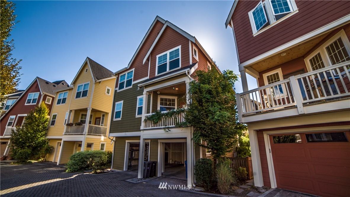5958 31st Avenue Southwest Seattle, WA 98126 - Photo 2 of 24