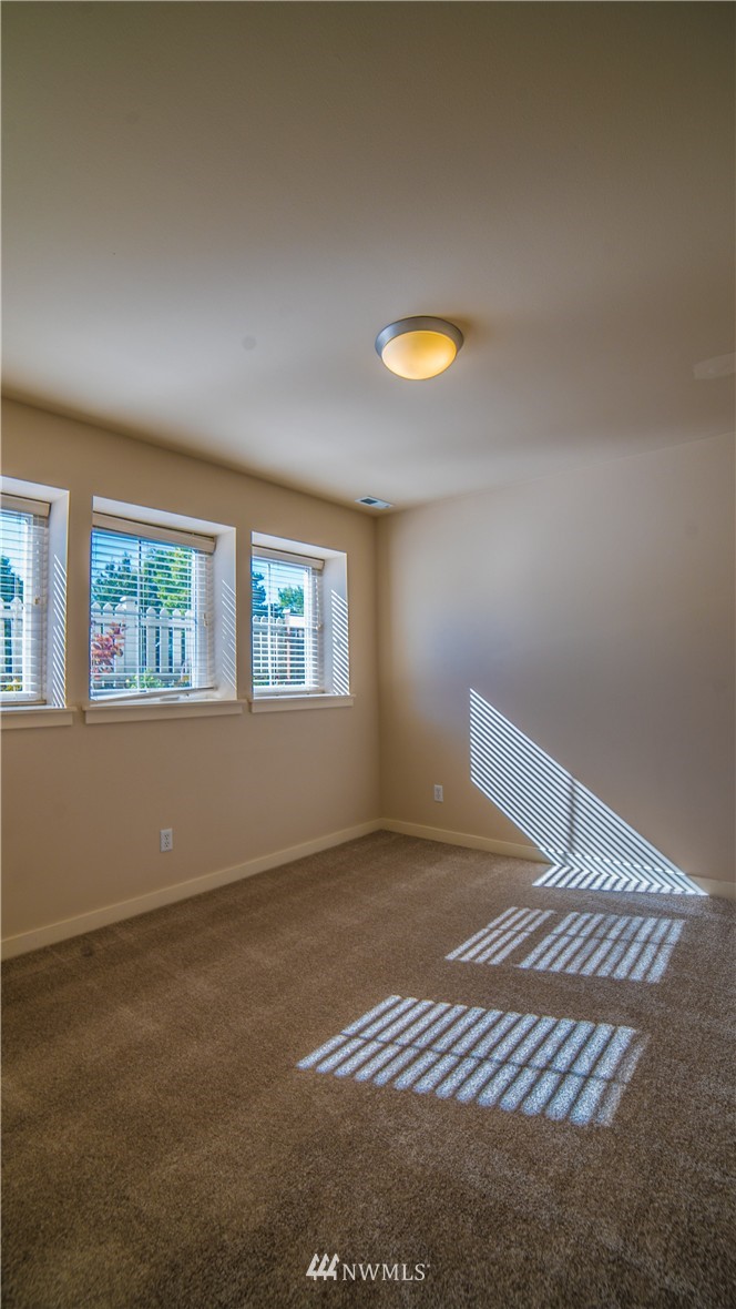 5958 31st Avenue Southwest Seattle, WA 98126 - Photo 14 of 24
