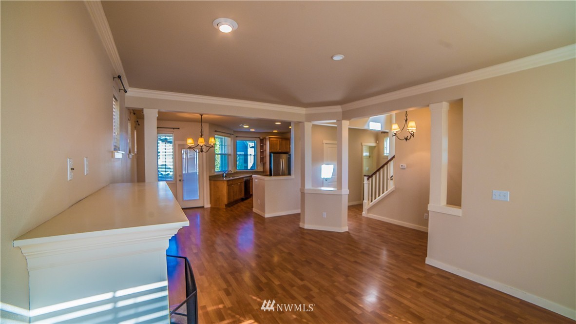 5958 31st Avenue Southwest Seattle, WA 98126 - Photo 9 of 24