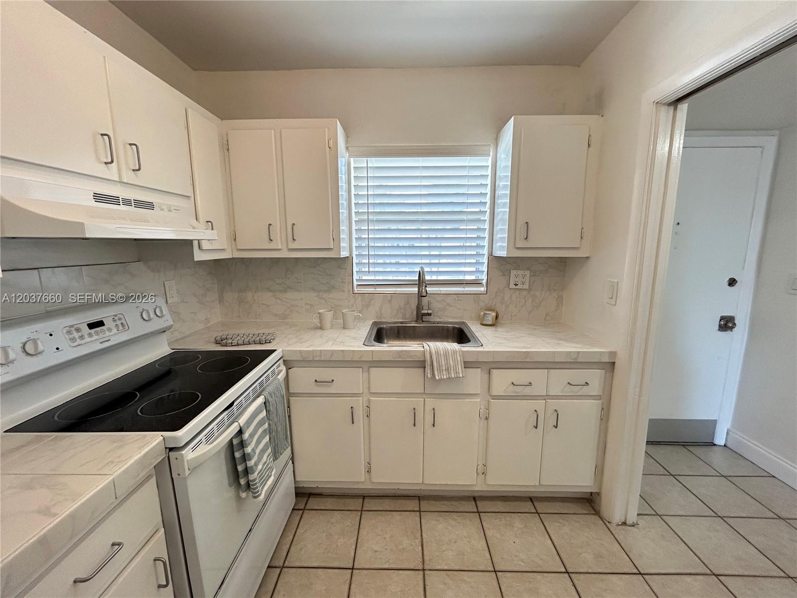 7505 Southwest 82nd Street, Unit 320 Miami, FL 33143 - Photo 10 of 37