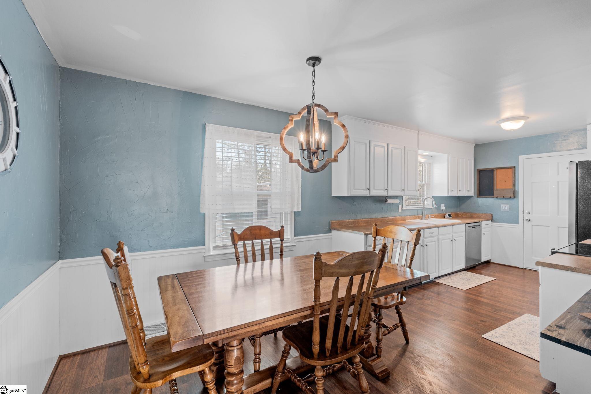 128 Buckey Court Simpsonville, SC 29680 - Photo 8 of 34