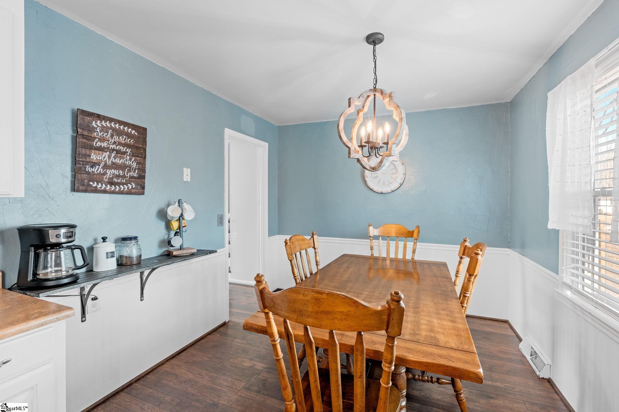 128 Buckey Court Simpsonville, SC 29680 - Photo 9 of 34