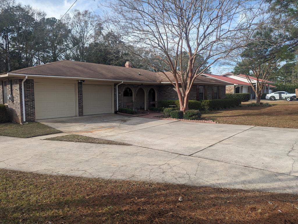 1304 Cambridge Road Dothan, AL 36305 - Photo 18 of 47