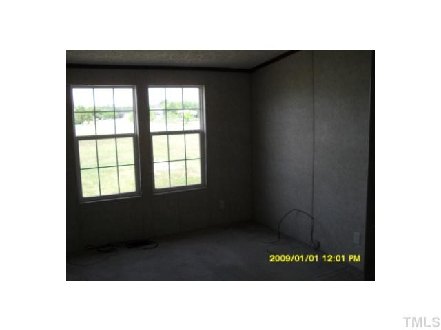 5034 Lochmere Road Wilson, NC 27893 - Photo 6 of 10 Gallery Image 6
