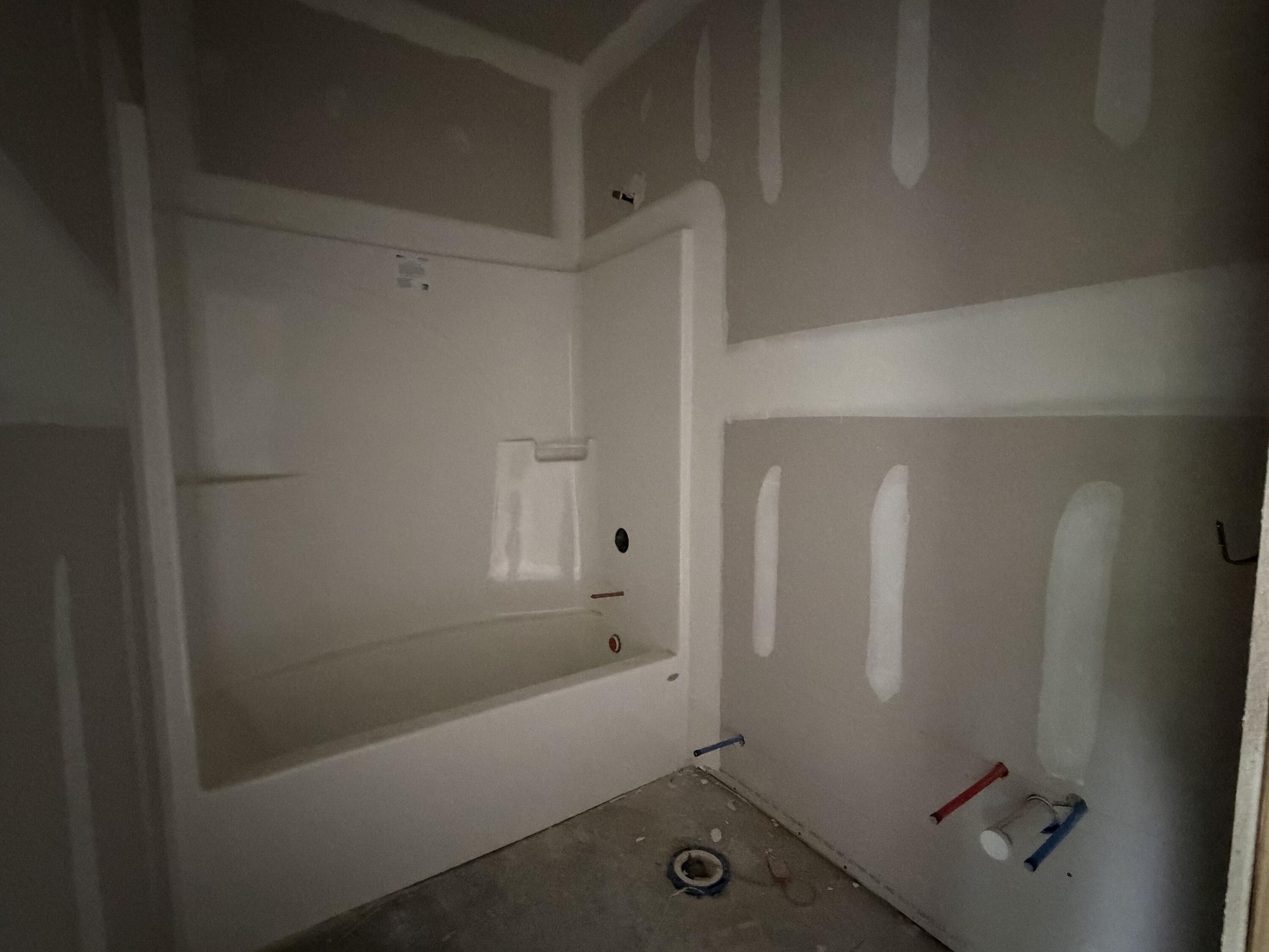596 O Neal Street Thomson, GA 30824 - Photo 12 of 19 Hall Bathroom