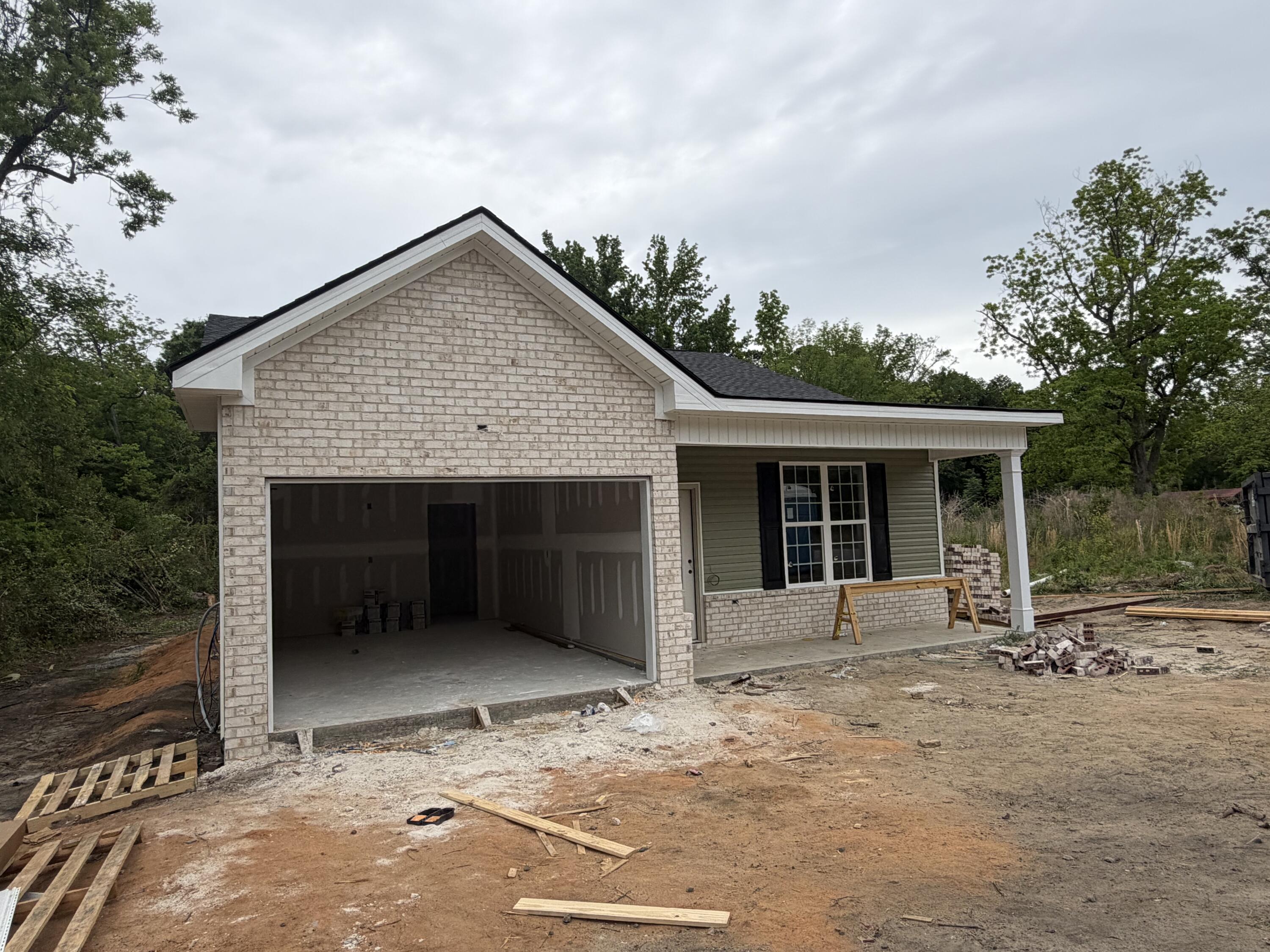 596 O Neal Street Thomson, GA 30824 - Photo 3 of 19 IMG_5629