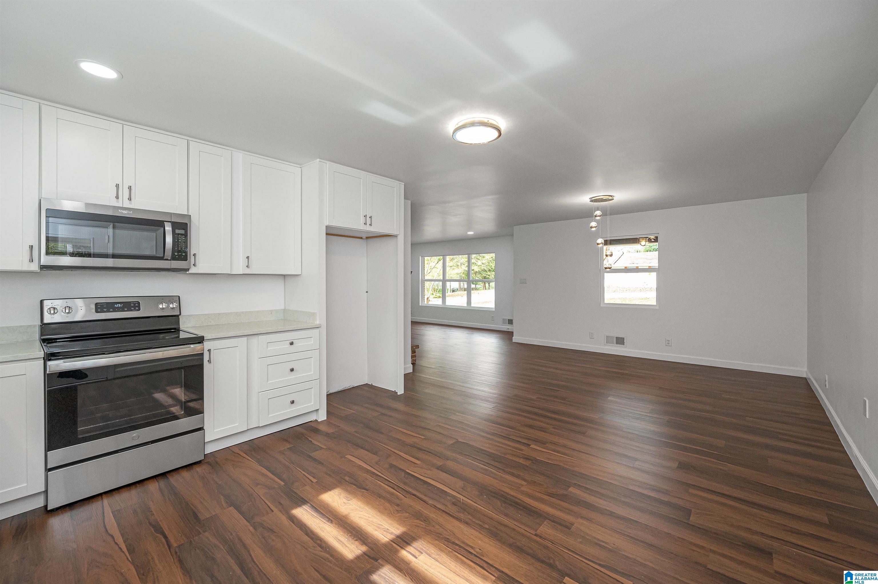321 10th Street Pleasant Grove, AL 35127 - Photo 17 of 56