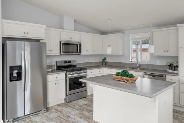 $999,999 | 7465 Hollister Avenue, Unit SPC 329, Goleta, CA 93117