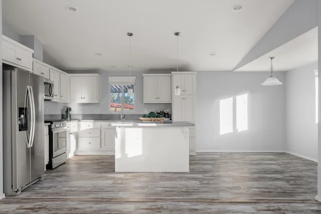 $999,999 | 7465 Hollister Avenue, Unit SPC 329, Goleta, CA 93117