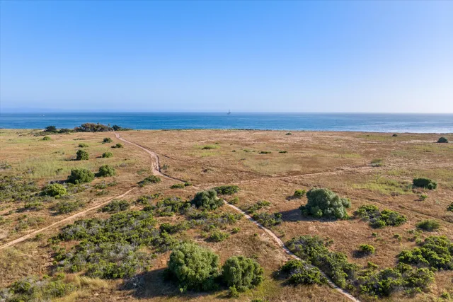 $999,999 | 7465 Hollister Avenue, Unit SPC 329, Goleta, CA 93117