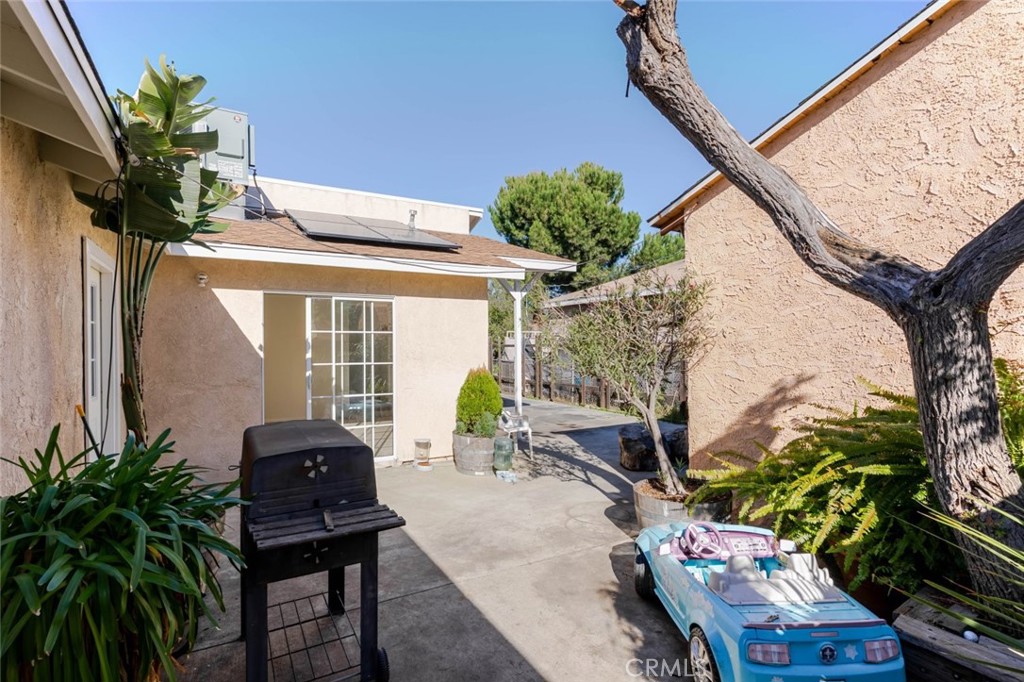 13716 Judd Street Pacoima, CA 91331 - Photo 23 of 24