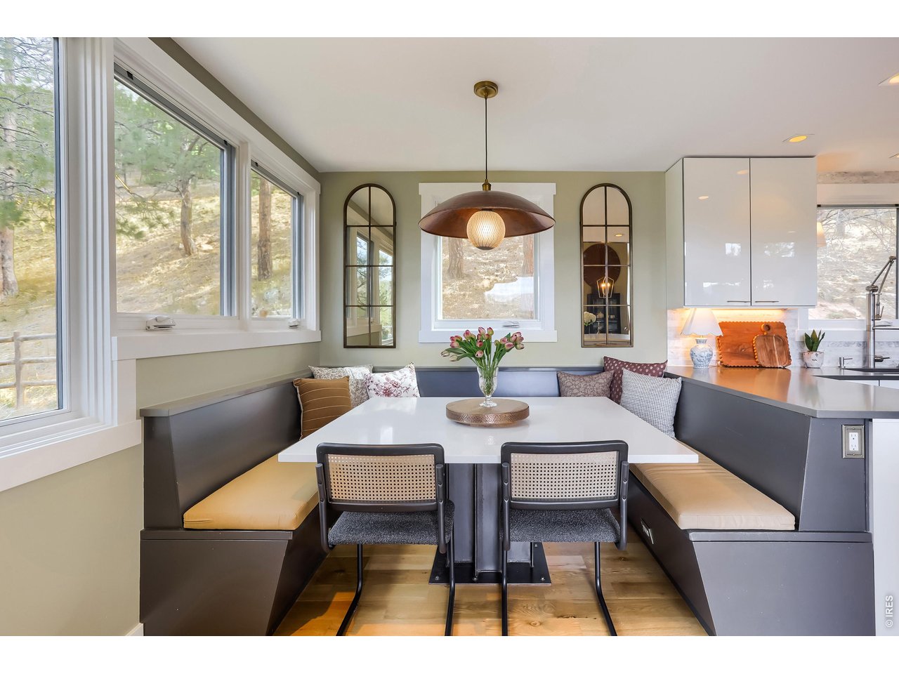 153 Poorman Road Boulder, CO 80302 - Photo 23 of 50 Eat-in kitchen nook