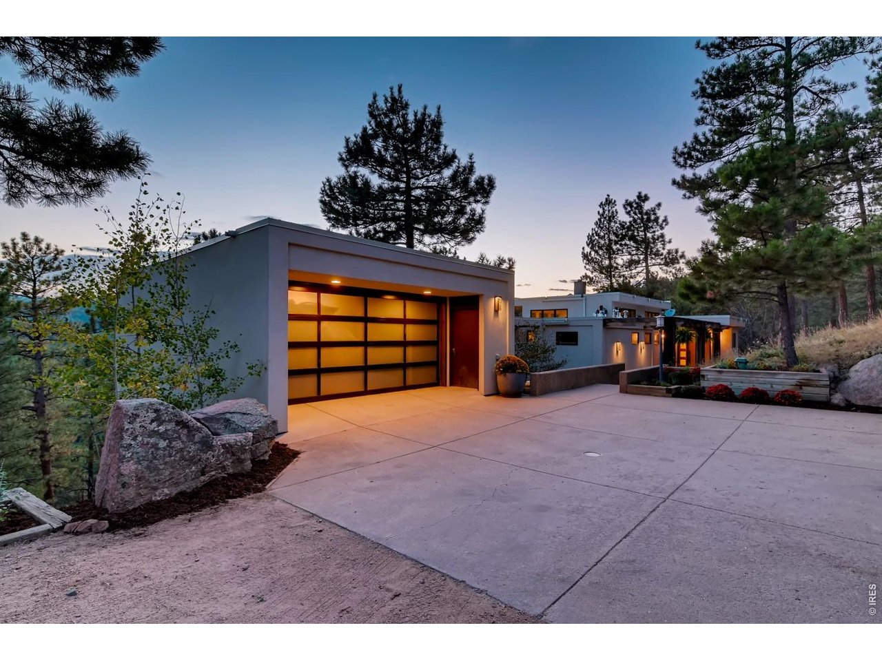 153 Poorman Road Boulder, CO 80302 - Photo 4 of 50 Come listen, it's quiet!