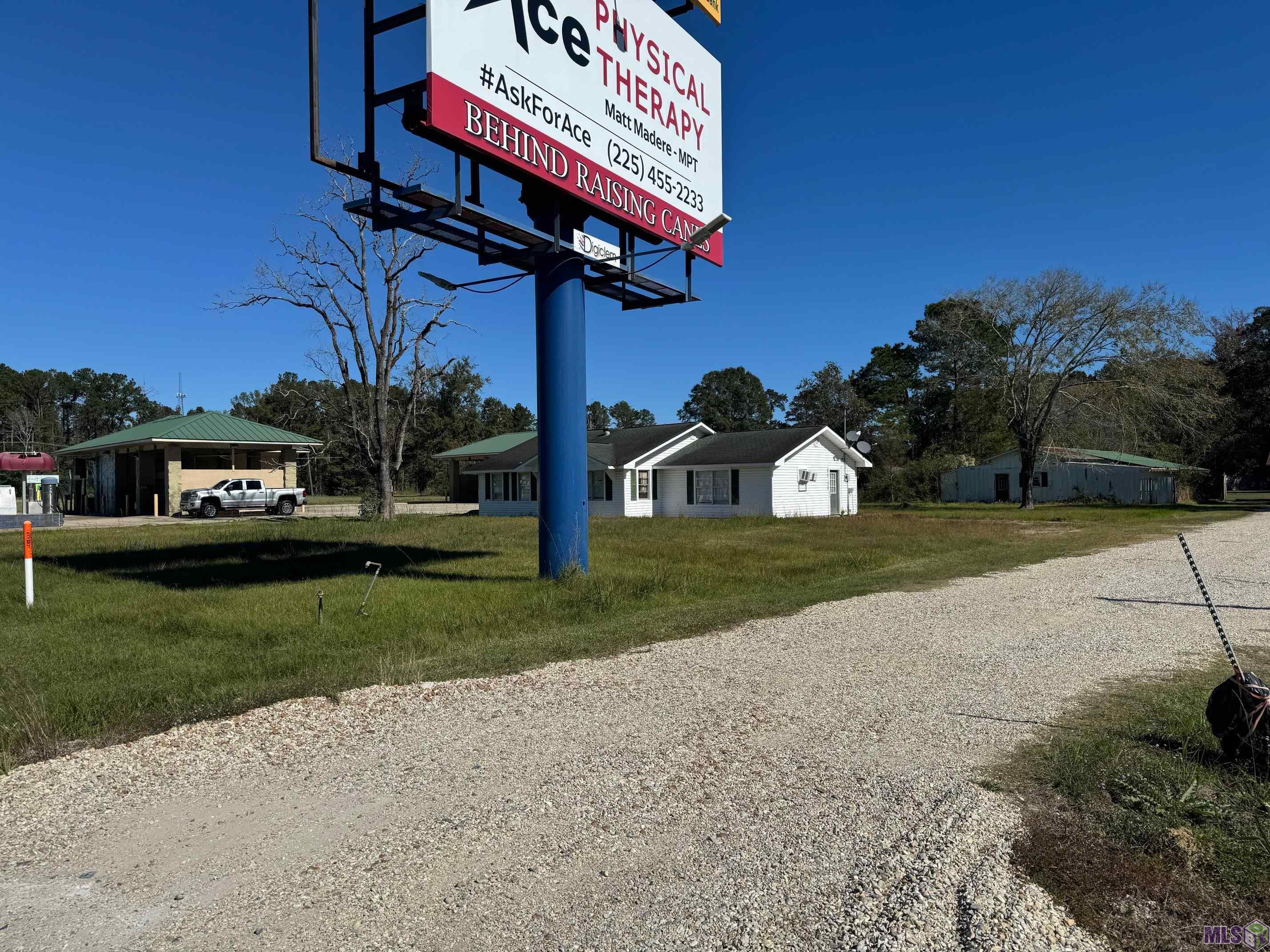 27370 Walker South Road Walker, LA 70785 - Photo 2 of 3