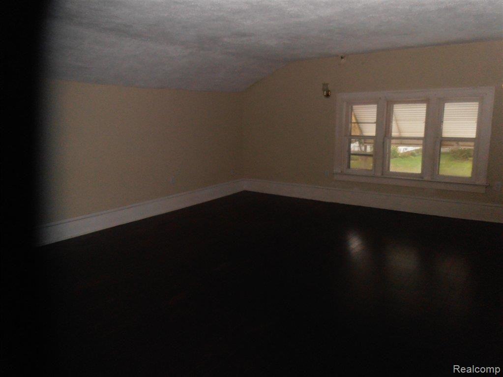 416 South Center Street Howell, MI 48843 - Photo 9 of 16 2598.JPG