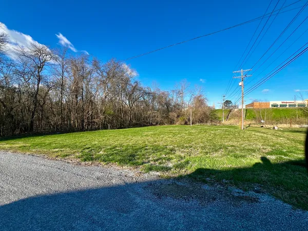 $5,995 | 401 Mulberry Street, Murphysboro, IL 62966
