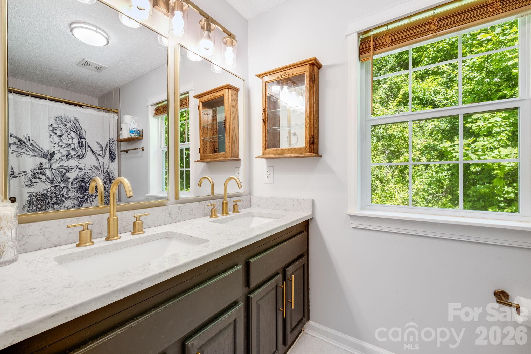 747 Osborne Road Clyde, NC 28721 - Photo 26 of 48