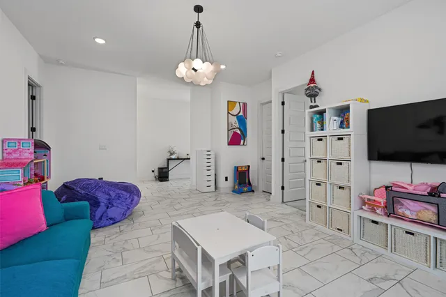 $4,000 | 408 Northcrest Drive, Liberty Hill, TX 78642