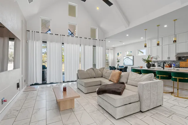 $4,000 | 408 Northcrest Drive, Liberty Hill, TX 78642