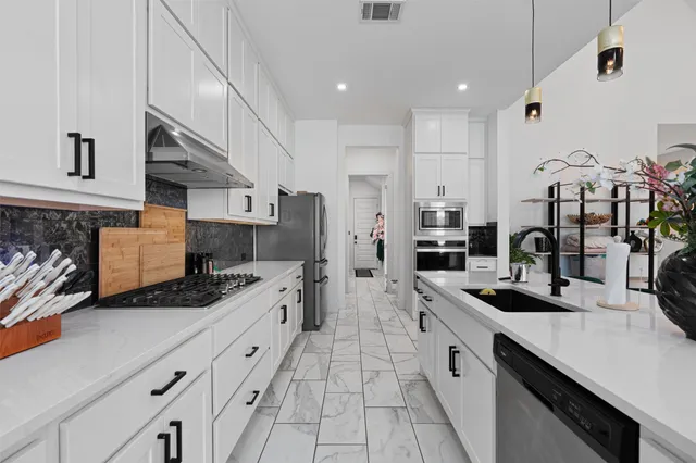 $4,000 | 408 Northcrest Drive, Liberty Hill, TX 78642