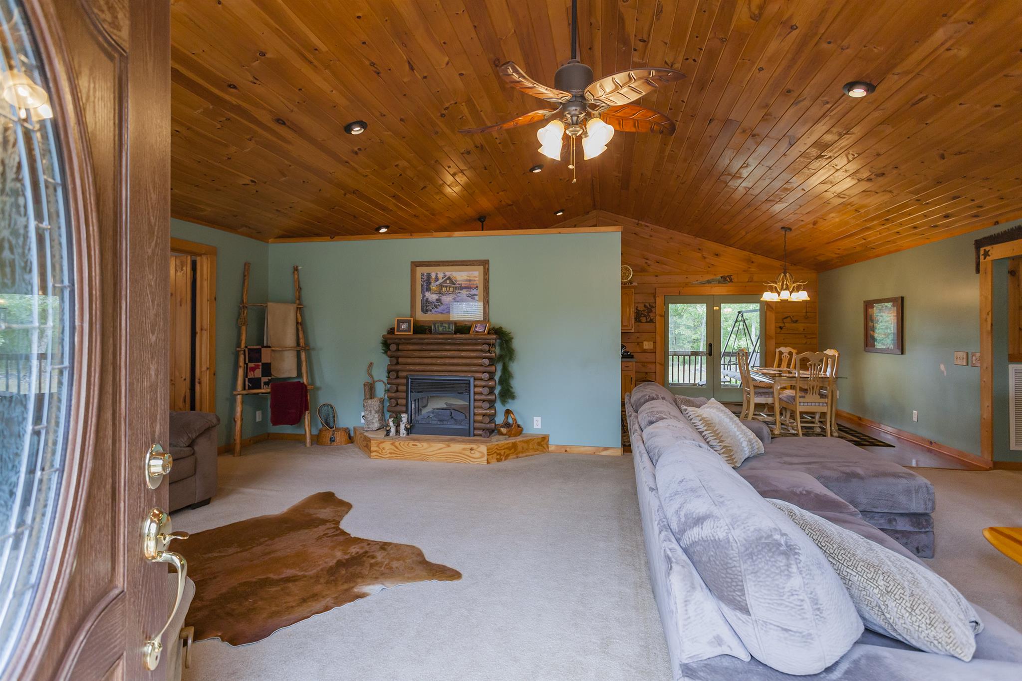 1782 Chicken Road Lebanon, TN 37090 - Photo 3 of 24 a room with furniture and a chandelier
