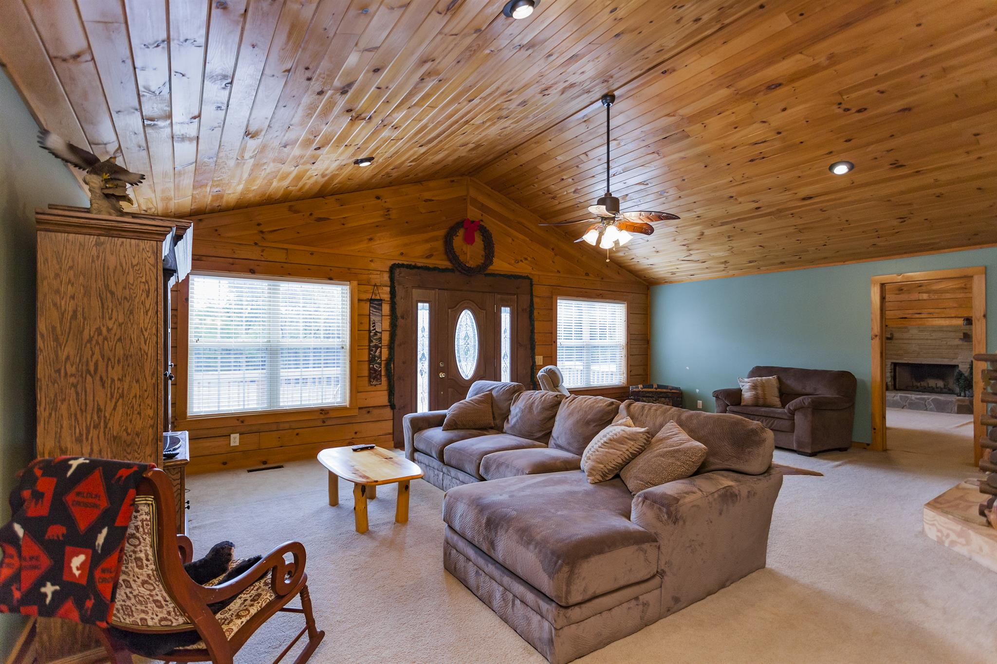 1782 Chicken Road Lebanon, TN 37090 - Photo 5 of 24 a living room with furniture and a chandelier