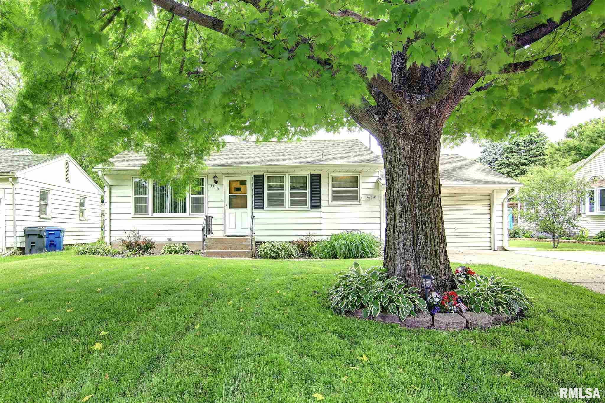 3518 North 3rd Street Clinton, IA 52732 - Photo 1 of 11 Gallery Image 1