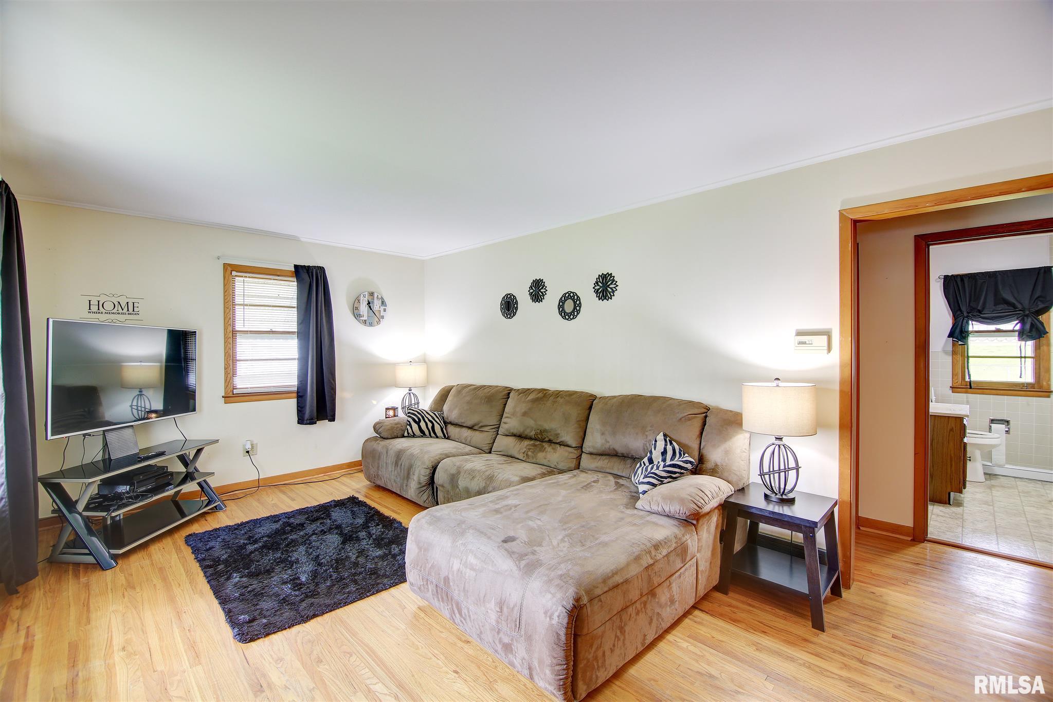 3518 North 3rd Street Clinton, IA 52732 - Photo 4 of 11 Gallery Image 4