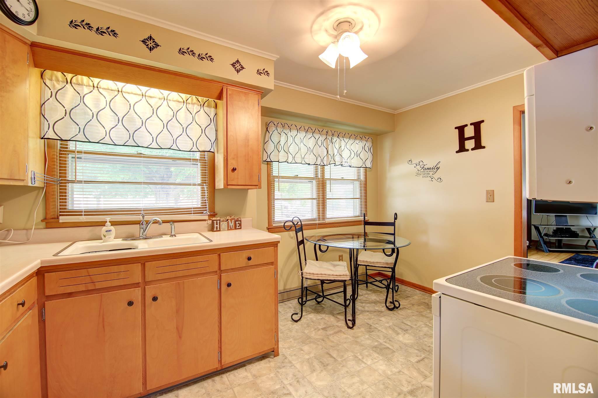 3518 North 3rd Street Clinton, IA 52732 - Photo 5 of 11 Gallery Image 5