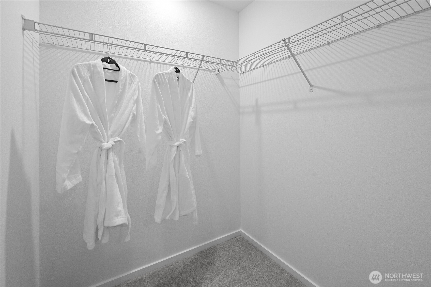 55 Moonshadow Lane Sequim, WA 98382 - Photo 17 of 22 a bathroom with a shower