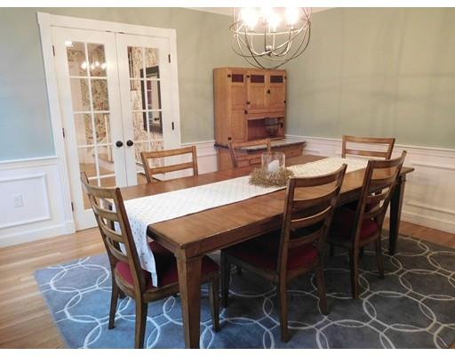 119 Robinson Road Boxborough, MA 01719 - Photo 11 of 27 a dining room with furniture and window