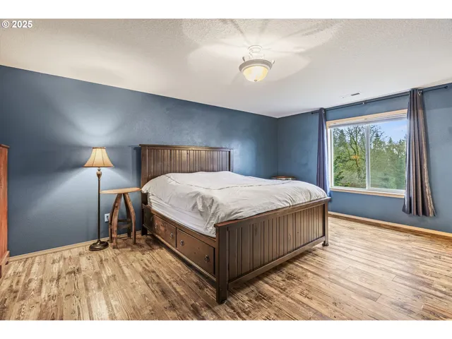 $1,399,999 | 34602 Northeast 49th Place, La Center, WA 98629