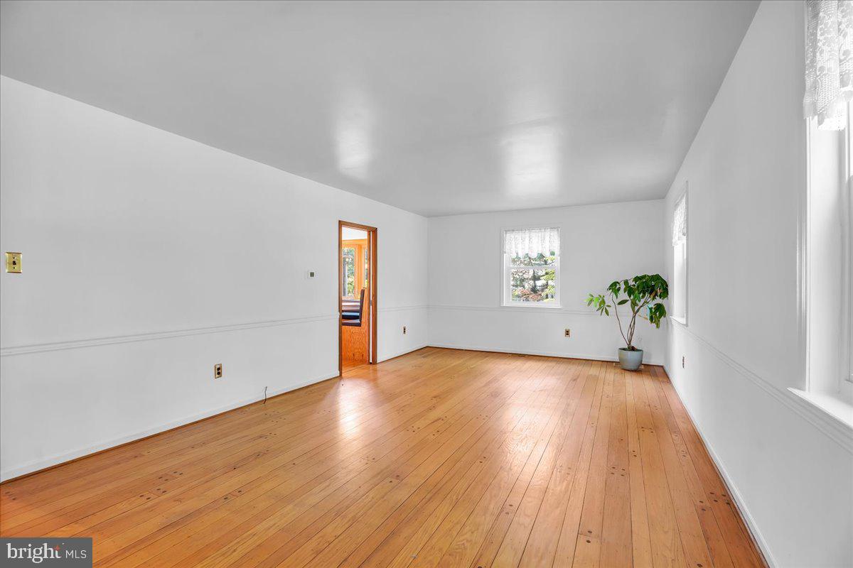 3 Winding Way Berlin, NJ 08009 - Photo 5 of 47
