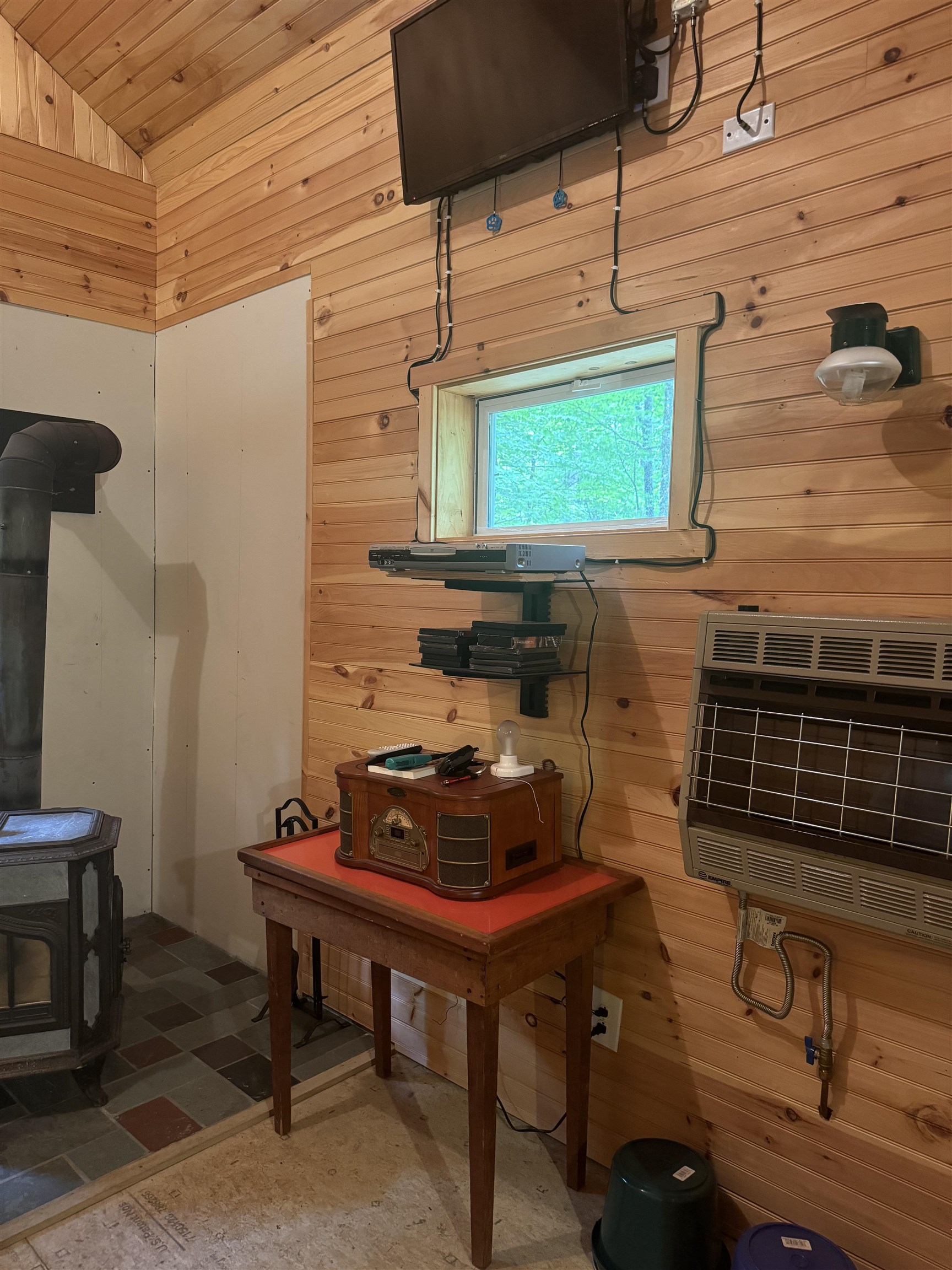 3089 Monument Hill Road Hubbardton, VT 05735 - Photo 6 of 19 Gallery Image 6