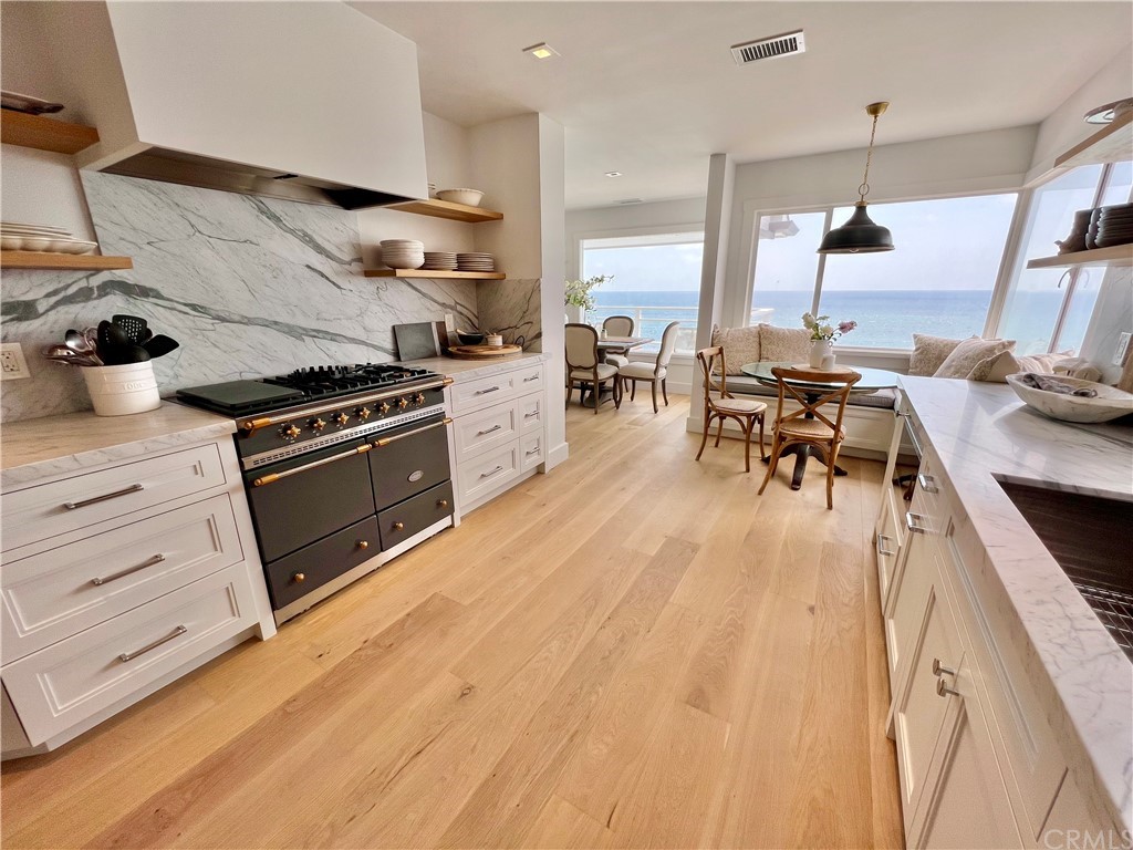 7 Camel Point Drive Laguna Beach, CA 92651 - Photo 21 of 48