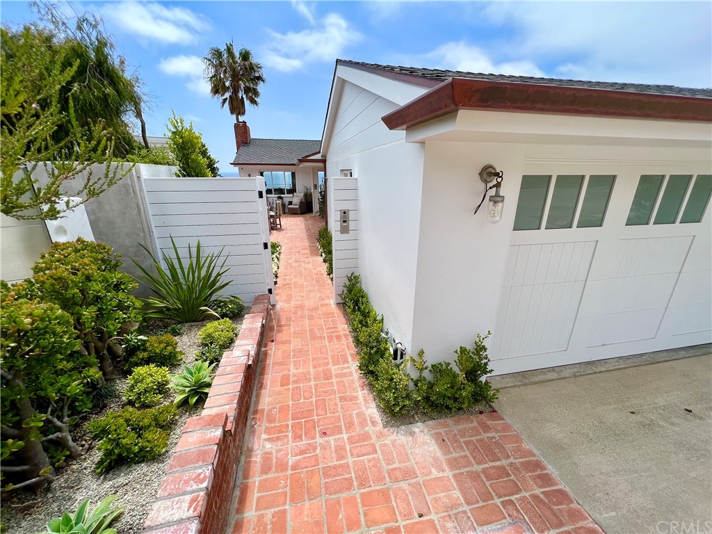 7 Camel Point Drive Laguna Beach, CA 92651 - Photo 47 of 48 a view of a house with a pathway