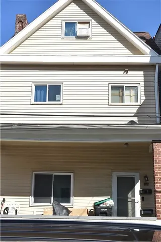 $1,000 | 214 11th Street, Unit 1, Sharpsburg, PA 15215