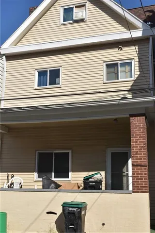 $1,000 | 214 11th Street, Unit 1, Sharpsburg, PA 15215